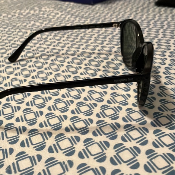Women black Sunglasses hut - Picture 2 of 4